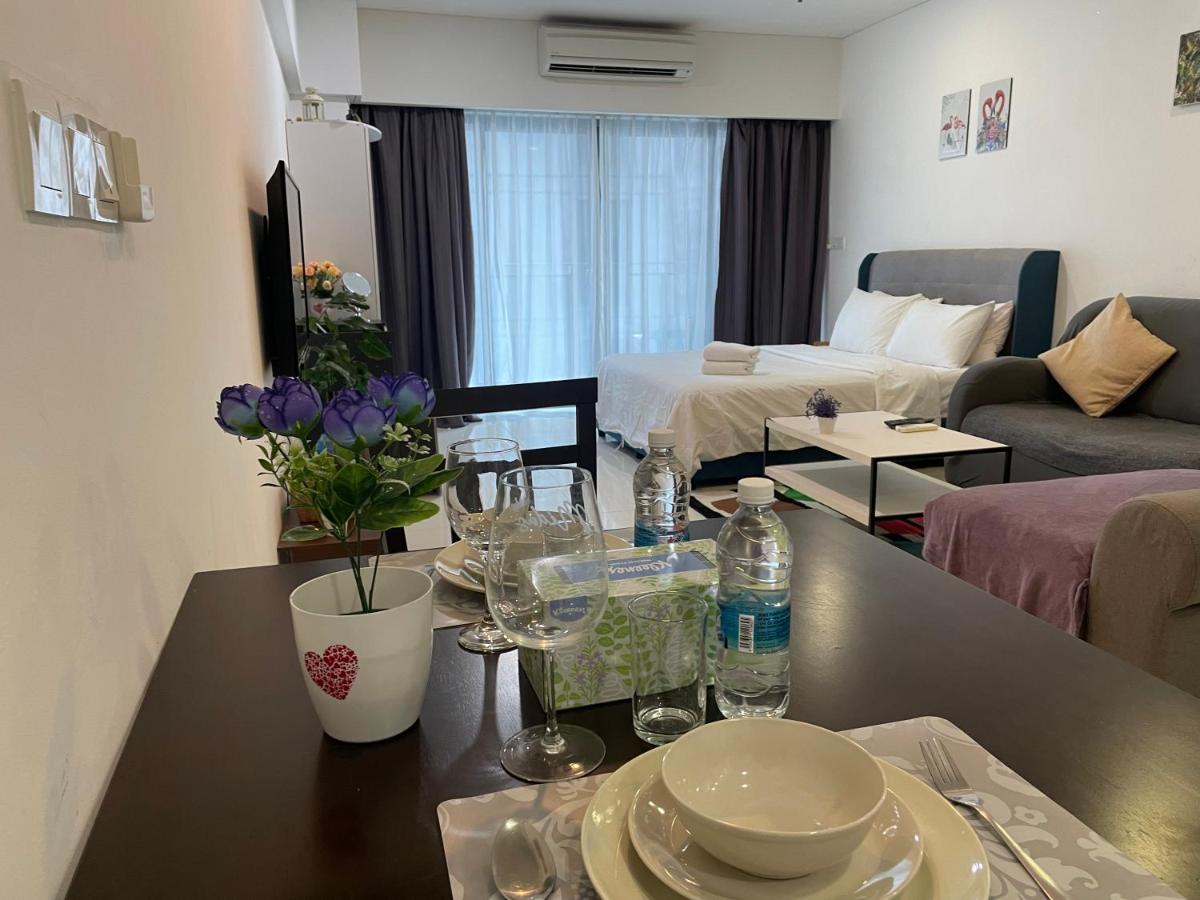 Mercu Summer Suite Klcc By Minshuku Kuala Lumpur Dış mekan fotoğraf