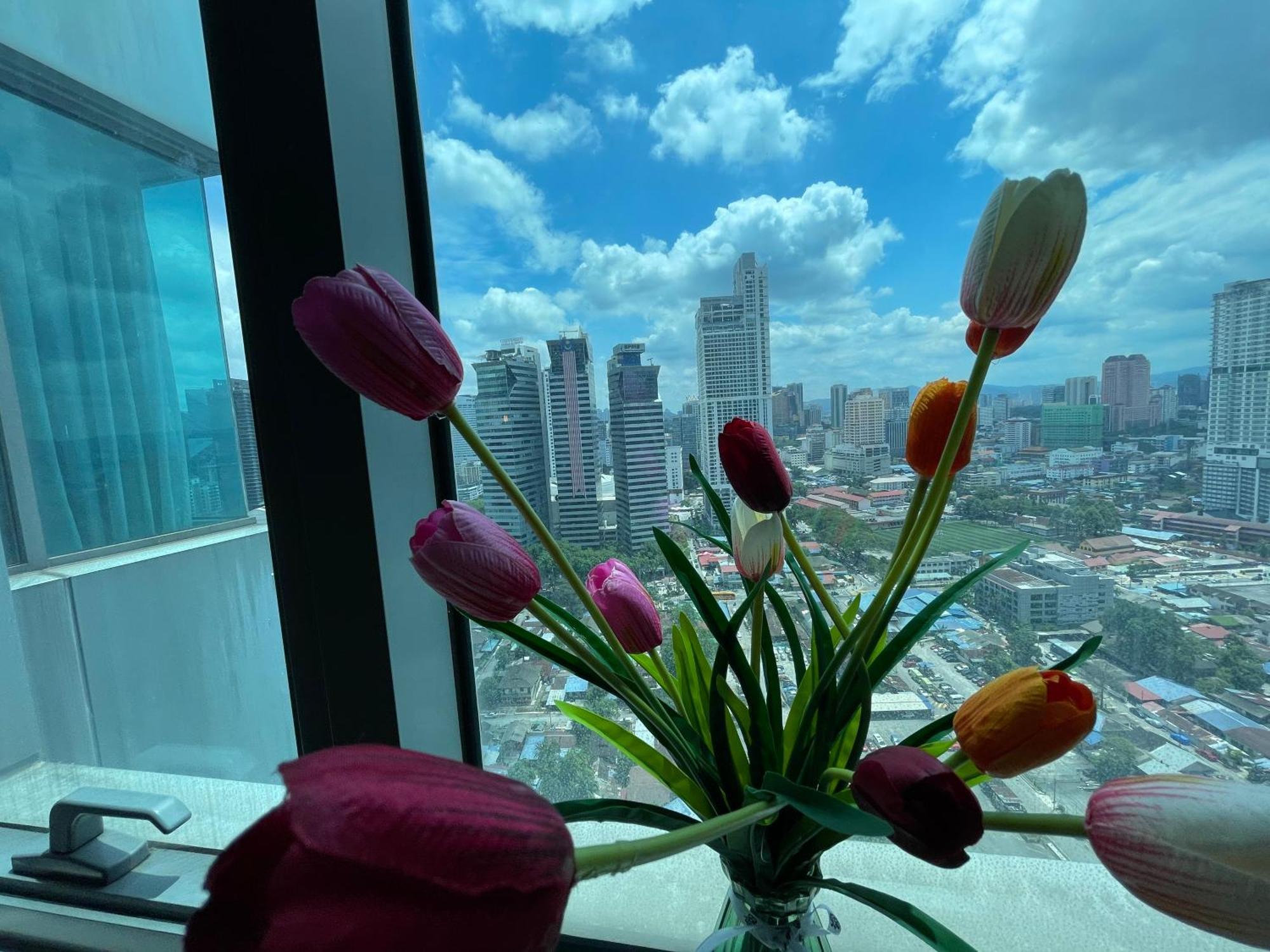 Mercu Summer Suite Klcc By Minshuku Kuala Lumpur Dış mekan fotoğraf